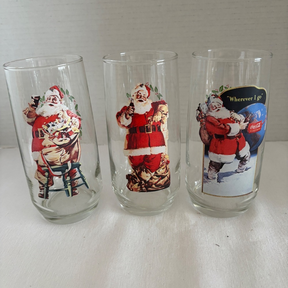 Coca-Cola Christmas Santa Glasses Set of 3 Haddon Sundblom Series II 1940s Art